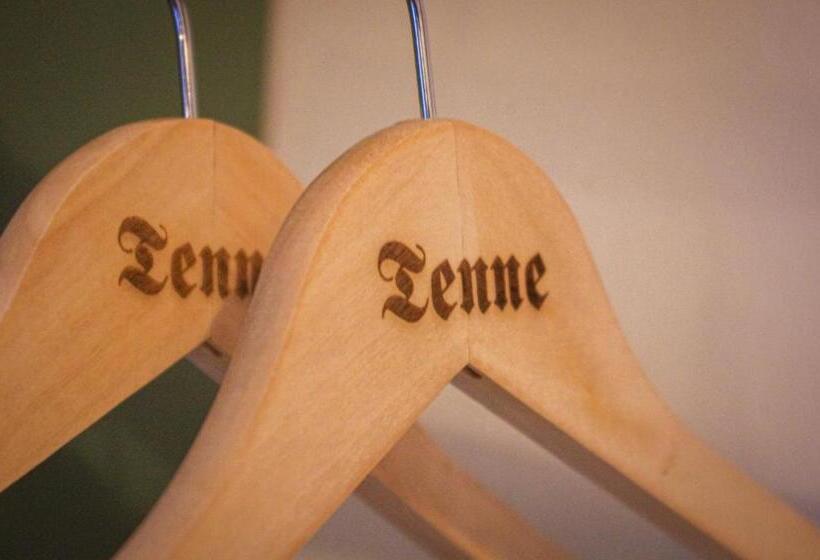 스탠다드 발코니 룸, Tenne