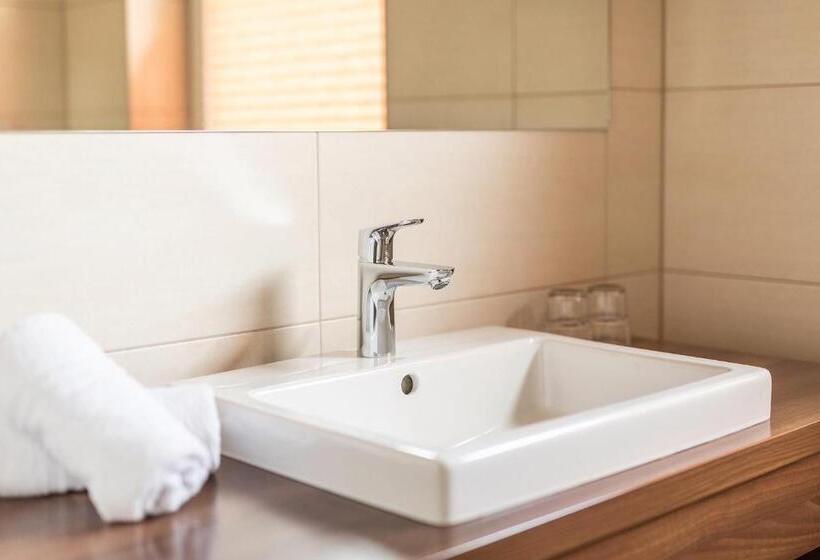 Номер Комфорт, Zum Hirschen