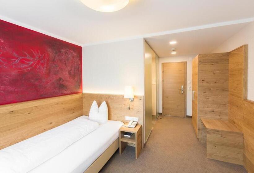 Номер Стандарт Индивидуальный, Zum Hirschen