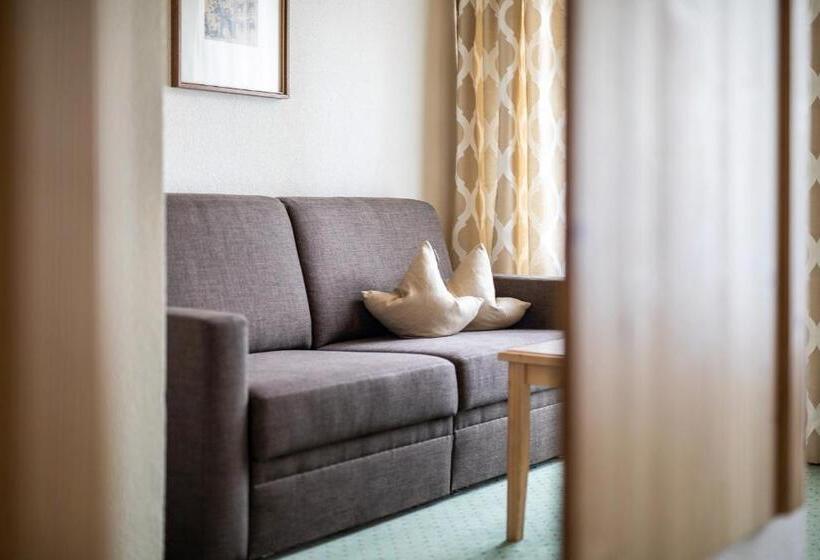 Люкс Классика, Zum Hirschen