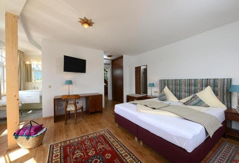 اتاق لوکس با چشمانداز دریاچه, Seehotel Astoria