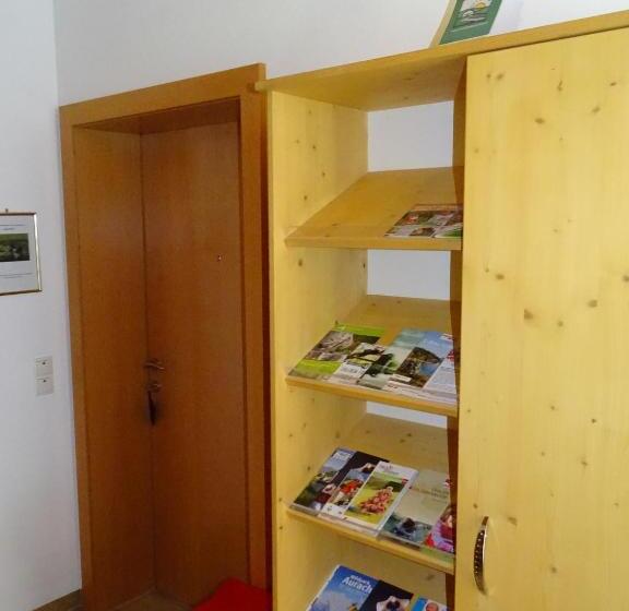 舒适两卧公寓, Waldschönau