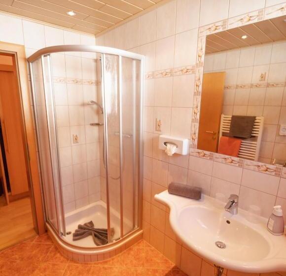 Апартаменты 2 Спальни, Zeiserhof