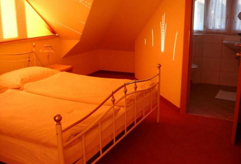 شقة غرفتين نوم مزودة بشُرفة, Appartements Ferienwohnungen Alpenblick