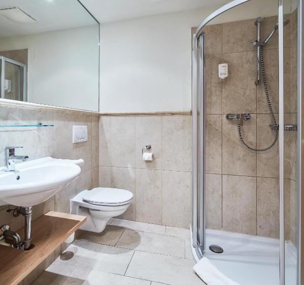 舒适型房间, Gerl