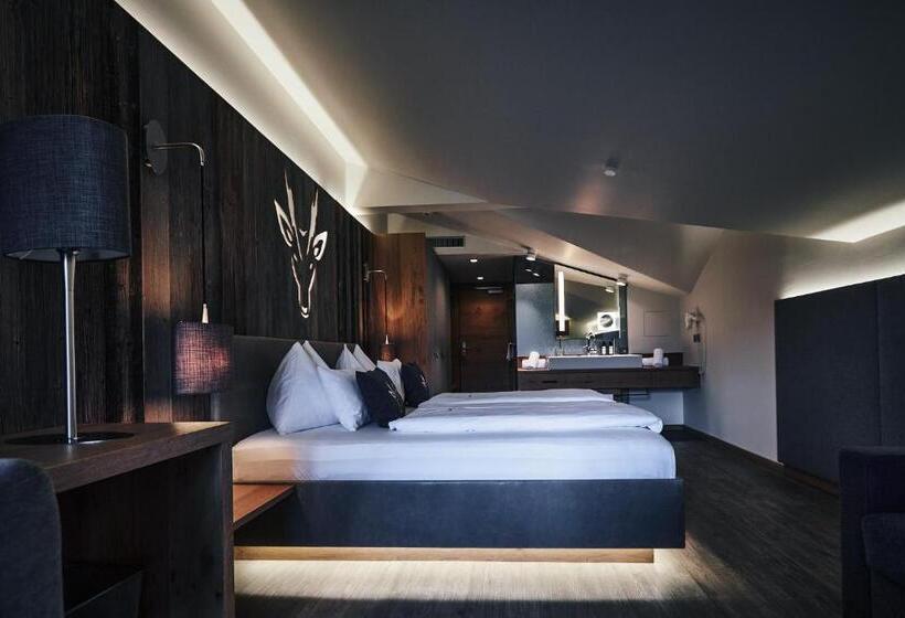 高级大房间, Gerl