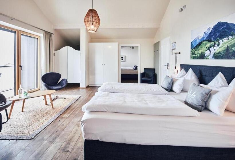 高级家庭房间, Gerl