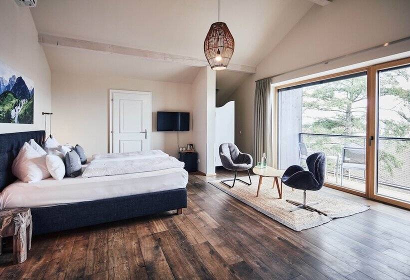 四人高级间, Gerl