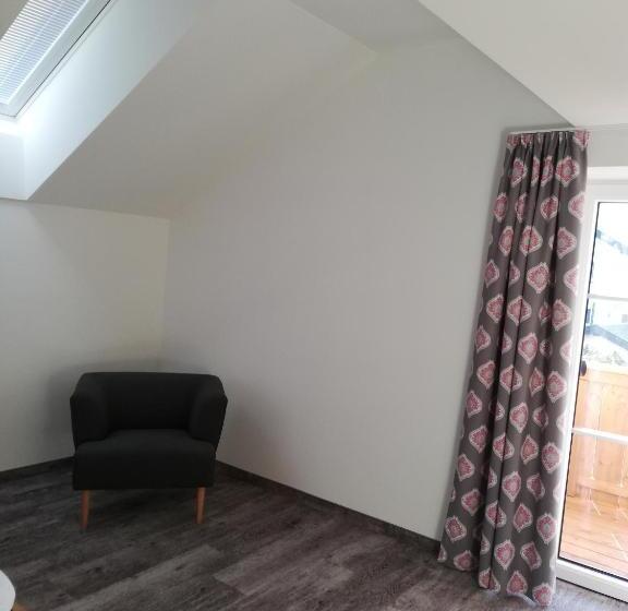 スタンダードルーム, Haslgut