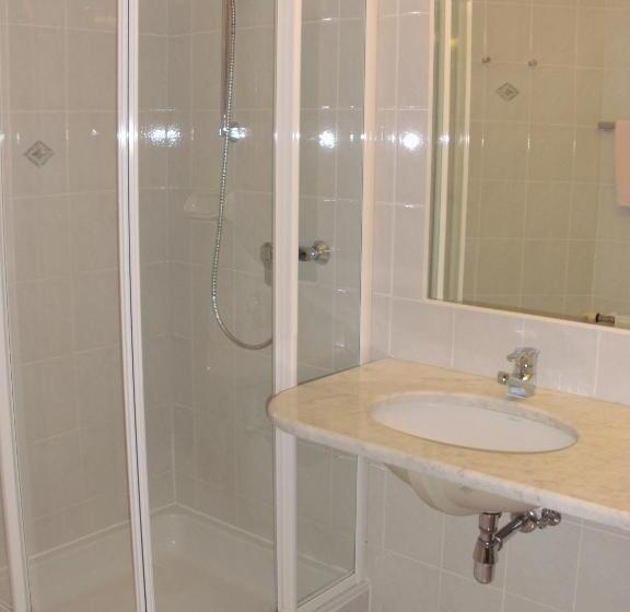 סוויטת ג'וניור נוף הרים, Pension Gertraud