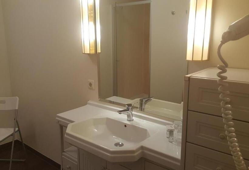 Апартаменты 2 Спальни, Pension Zenzlgut