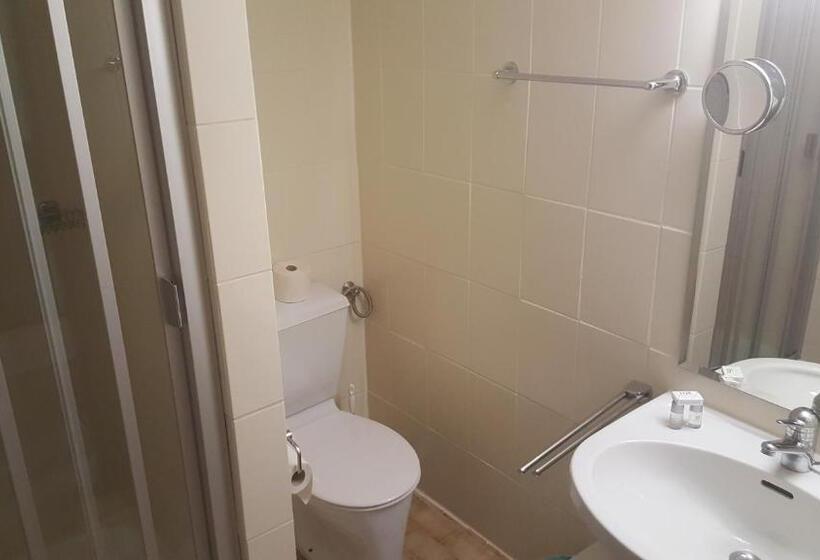 Номер Стандарт, Pension Zenzlgut