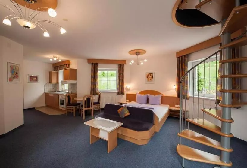 スイート（家族用）, Berghotel Almrausch