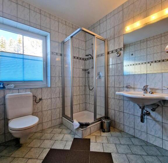 高级套房, Berghotel Almrausch