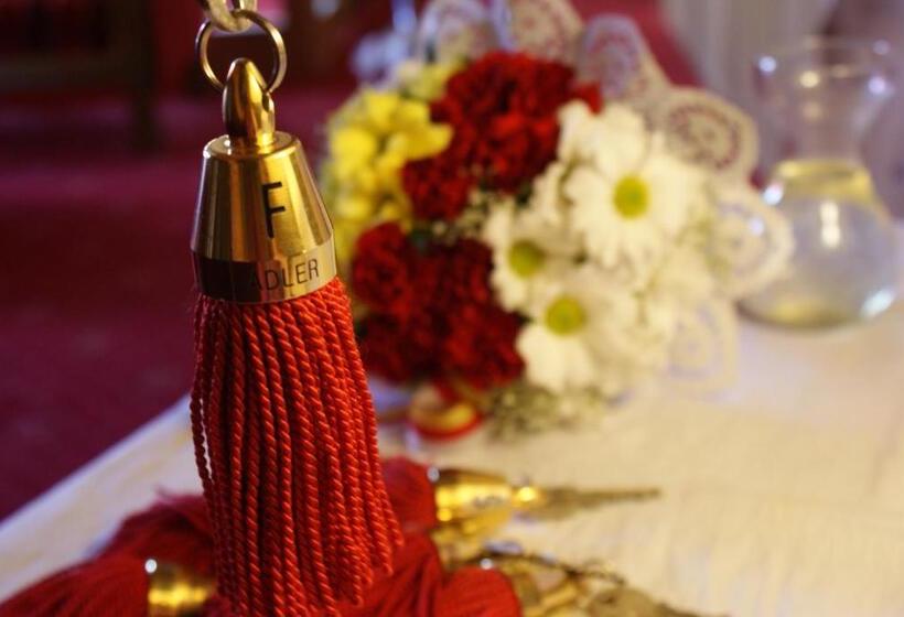 جناح مزوَّد بشرفة, Berghotel Hois