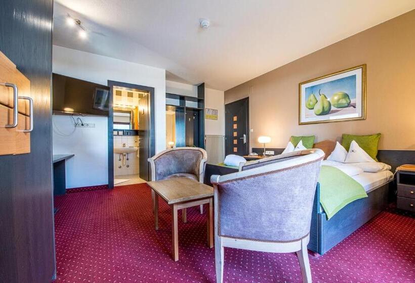 标准间带阳台, Alphotel Stocker Alpine Wellness