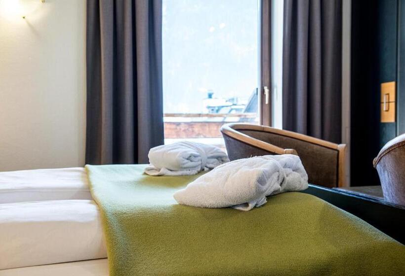 标准间带阳台, Alphotel Stocker Alpine Wellness