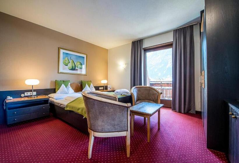 标准间带阳台, Alphotel Stocker Alpine Wellness