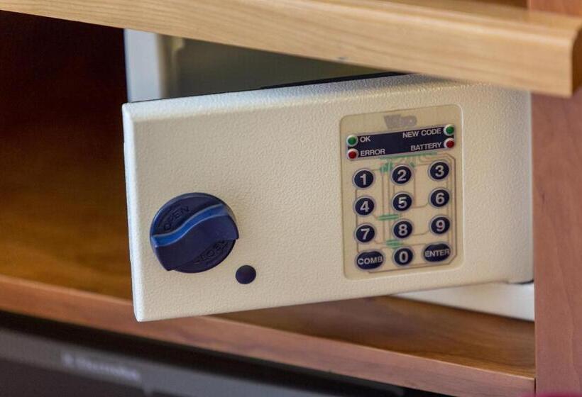 חדר סטנדרט, Ambassador