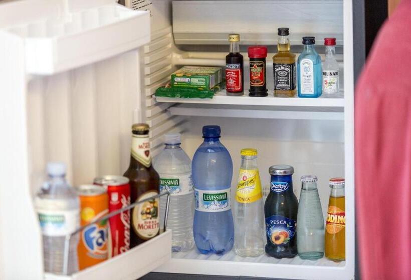 סוויטת ג'וניור נוף לים, Ambassador