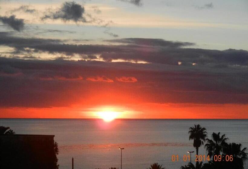 스탠다드 룸 바다 전망, Belle Epoque