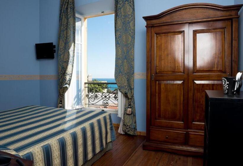 스탠다드 룸 바다 전망, Belle Epoque