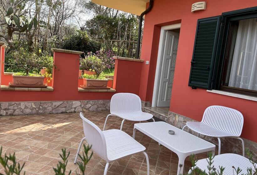Номер Стандарт, Borgo Di Santa Barbara
