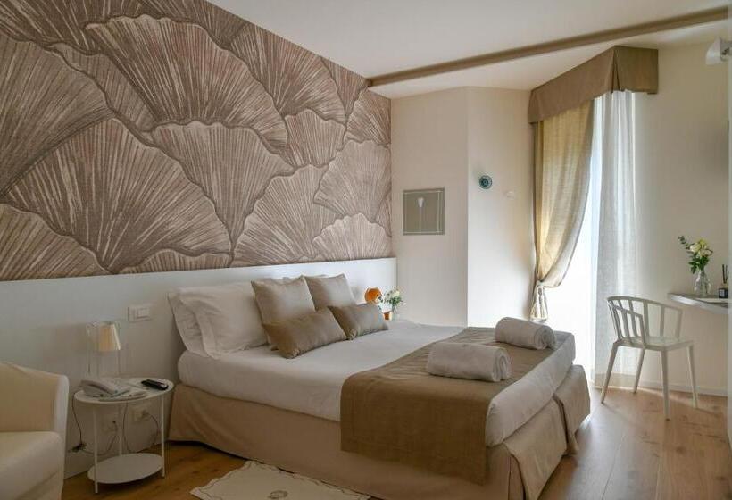 חדר סטנדרט עם מרפסת, Elite