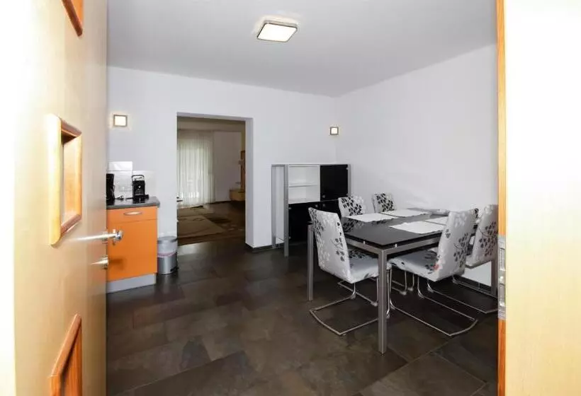 １ベッドルームのデラックスアパートメント, Familienhotel Steindl
