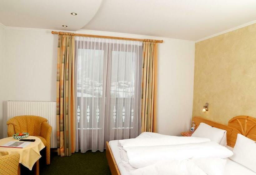 ファミリールーム, Garni Burger