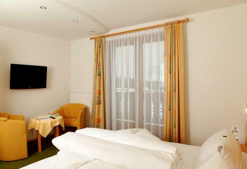 ファミリールーム, Garni Burger