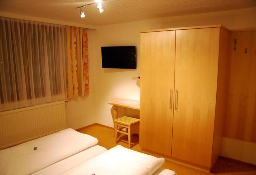 1ベッドルームアパートメント, Garni Burger