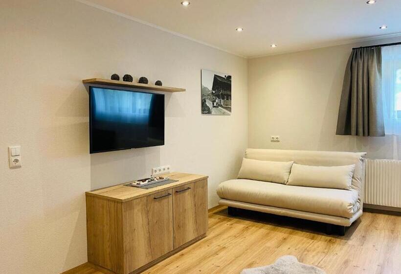 1ベッドルームアパートメント, Garni Burger