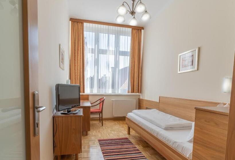 Budget Enkeltværelse, Kindler 2,0 Self Check In