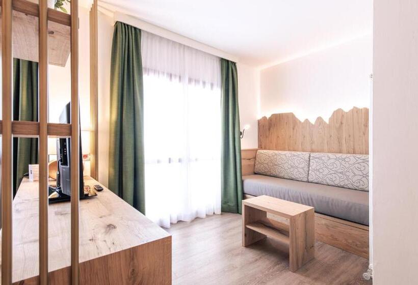 غرفة ديلوكس, Montana