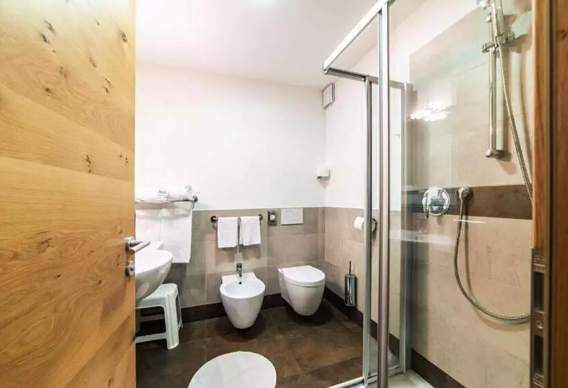 Standard-huone, Montana