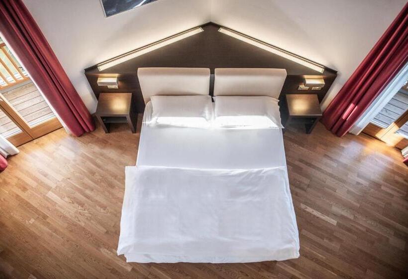 جناح عائلي, Montana