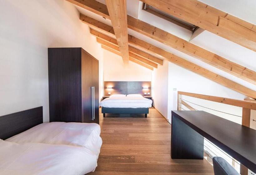 جناح عائلي, Montana