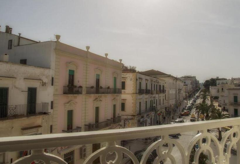 اتاق لوکس, Relais La Pretura