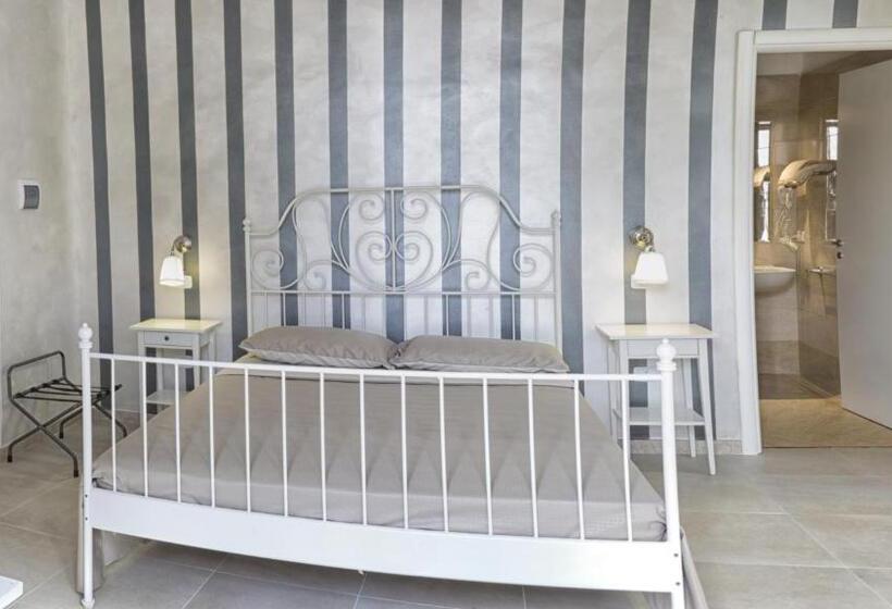 اتاق لوکس, Relais La Pretura