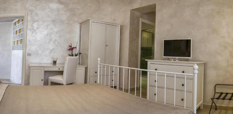 اتاق راحتی سه تخته, Relais La Pretura