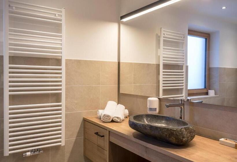 산 전망 스위트, Restaurant Schaurhof