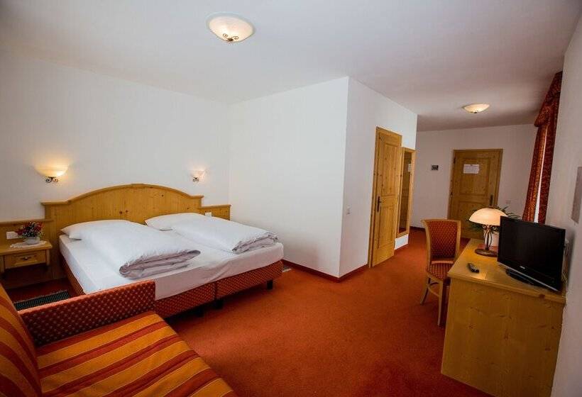 스탠다드 트리플 룸, Restaurant Schaurhof