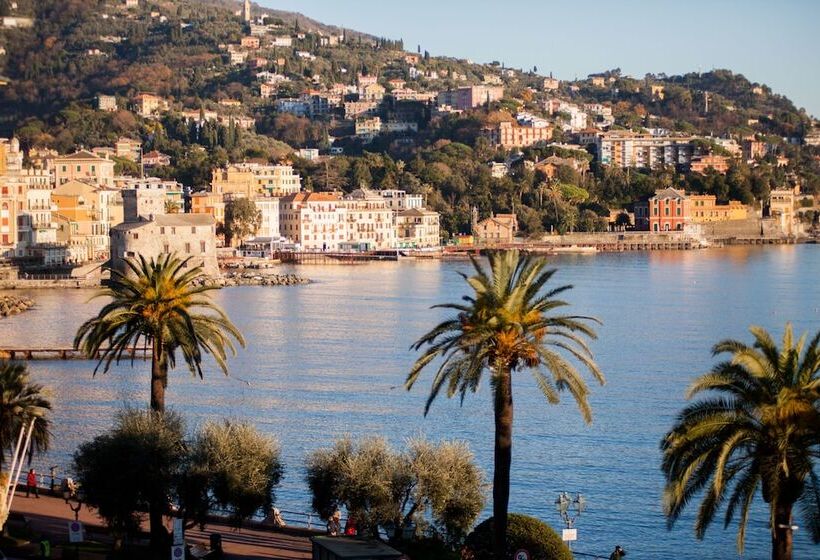 غرفة قياسية رباعية مطلة على البحر, Riviera