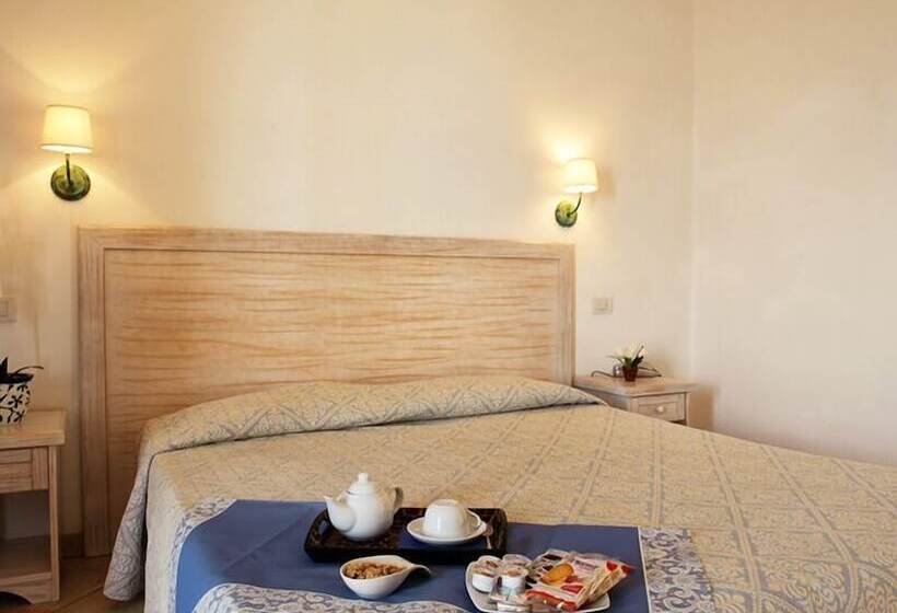 חדר קומפורט, Tabby