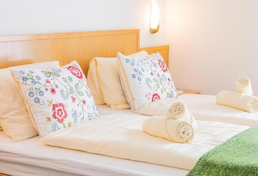 Номер Стандарт, Garni Weberhäusl