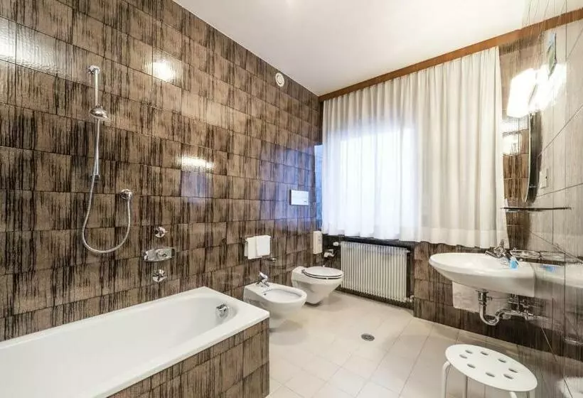 Economy-huone, Pension Prack