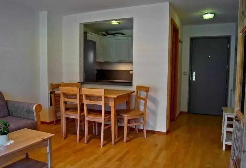 Huoneisto 1 Makuuhuone Parveke, Pension Prack
