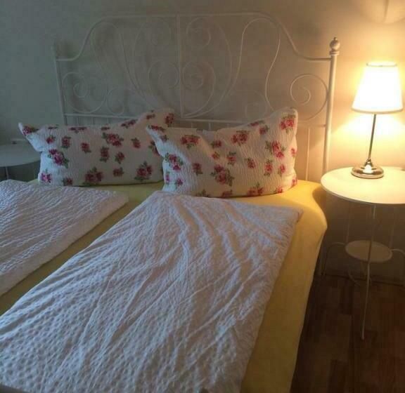 استودیو استاندارد با چشم‌انداز باغ, Rauhbergerhof