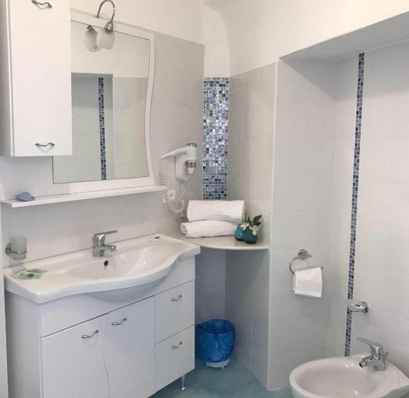 Номер Стандарт Трехместный, Villa Antonio